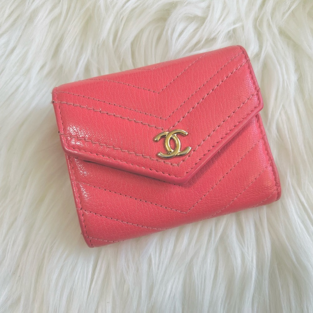 Chanel trifold wallet - seri 27xxxxx